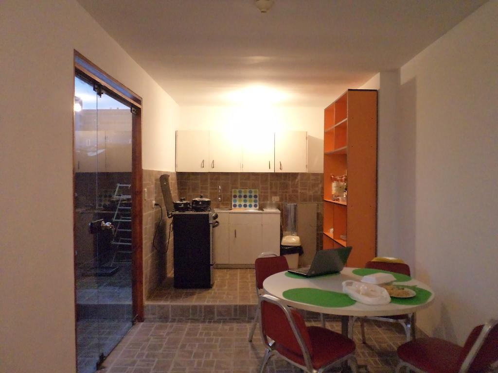 Hostel La Casa De Karla Lima Pokoj fotografie