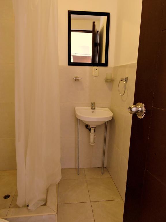 Hostel La Casa De Karla Lima Exteriér fotografie